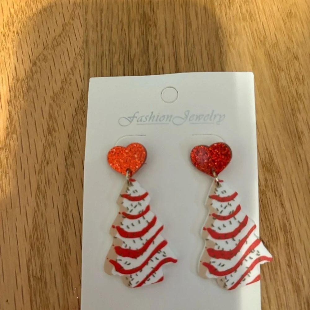 Little Debbie Christmas Tree Dangle Earrings NEW White Red Glitter